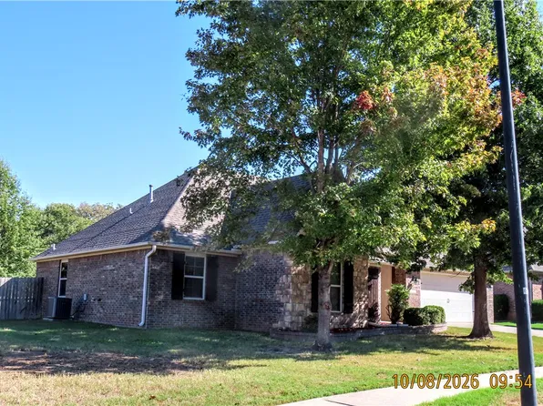 3640 Mountain View Dr, Fayetteville, AR 72704