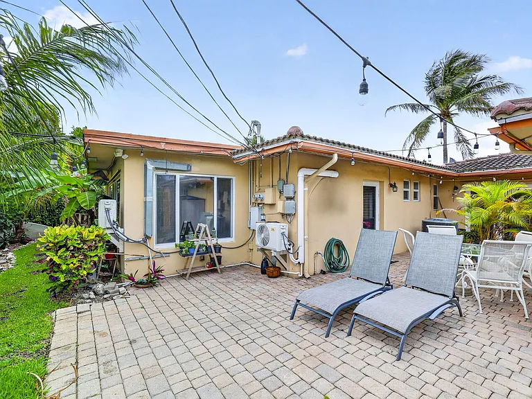 3207 Marine Dr #C — Photo 24