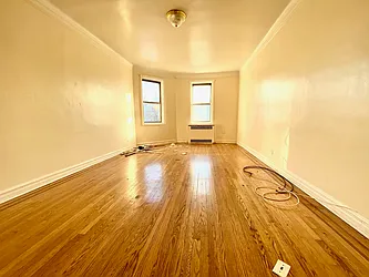 Rented by Safdie Realty Group