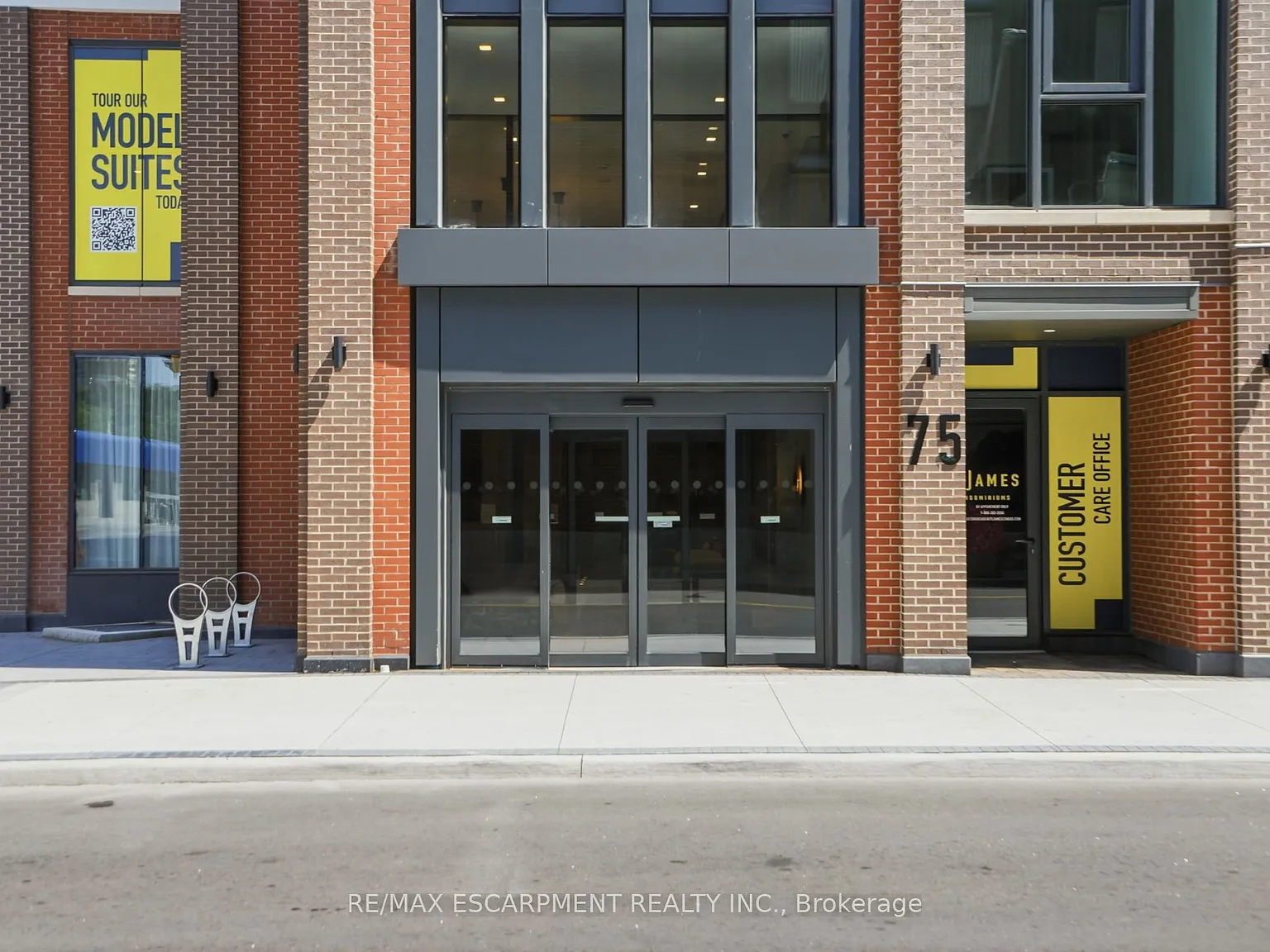2 bed, $2,200 — Photo 2