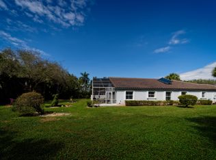 5718 Swaying Palm Ln, Boynton Beach, FL 33437
