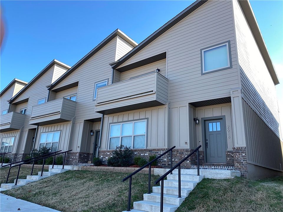 1st image of 2618 N Ward Dr