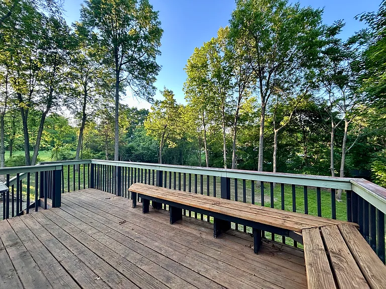 Cortlandt Dr — Photo 13