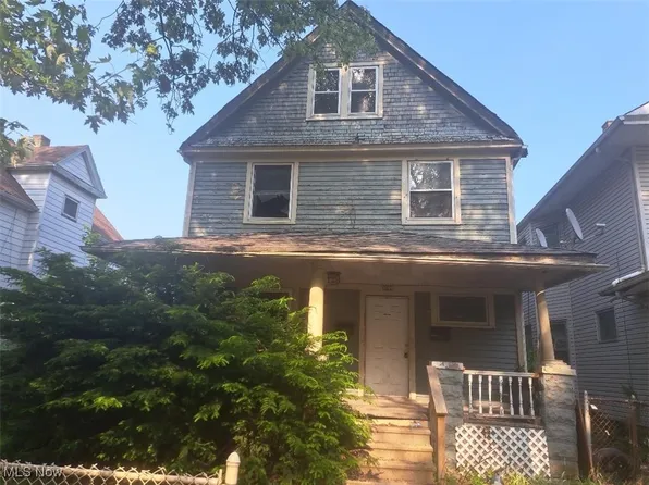 3889 W 37th St, Cleveland, OH 44109