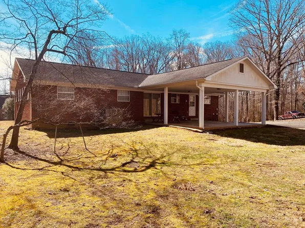1452 Golf Course Rd, Newport, TN 37821