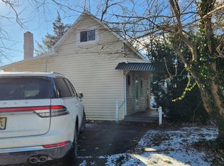 73 E Branch Ave, Pine Hill, NJ 08021