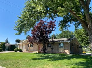 1546 Shadow Valley Dr, Ogden, UT 84403