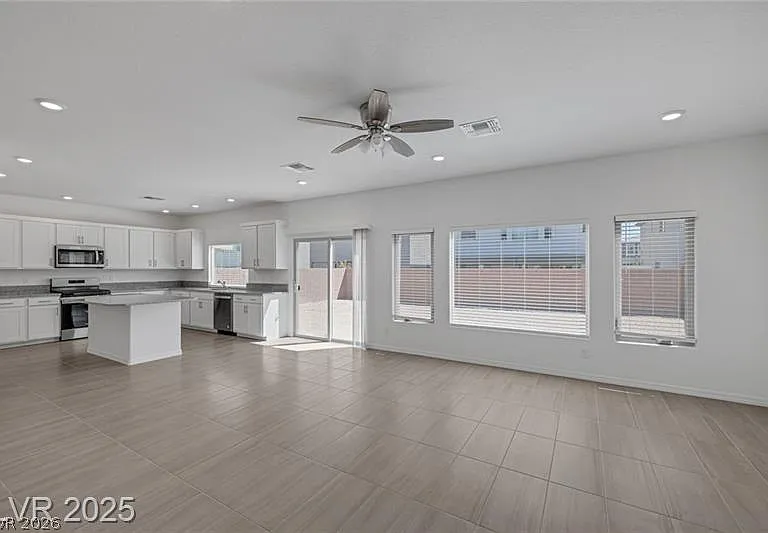 6533 Twin Brooks Ave — Photo 7