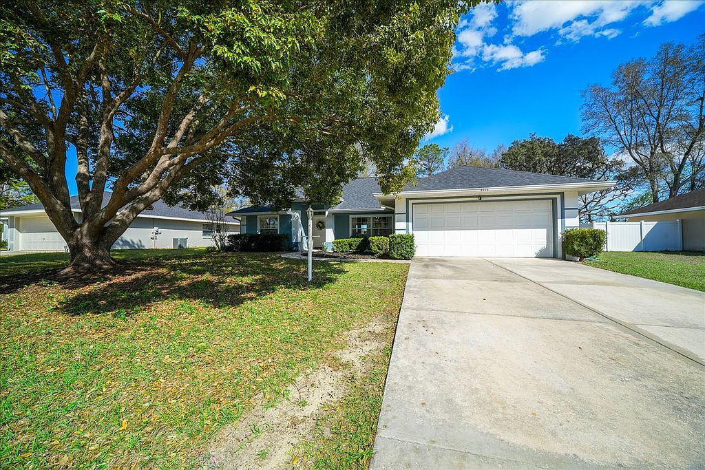 8029 SW 62nd Ave - Property Image