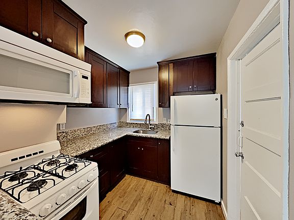 2nd image of 2701 Highland Ave APT E