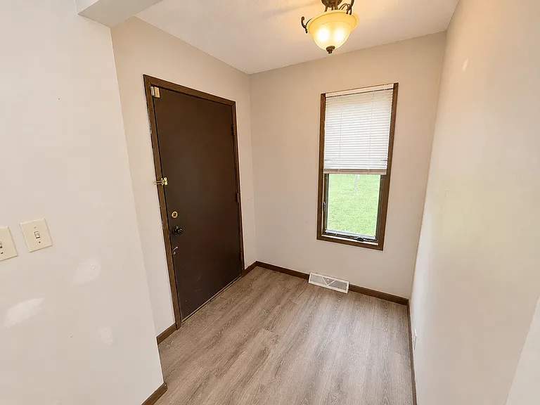 4284 Jefferson St — Photo 24