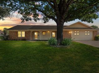 232 Monterrey Dr, Hewitt, TX 76643