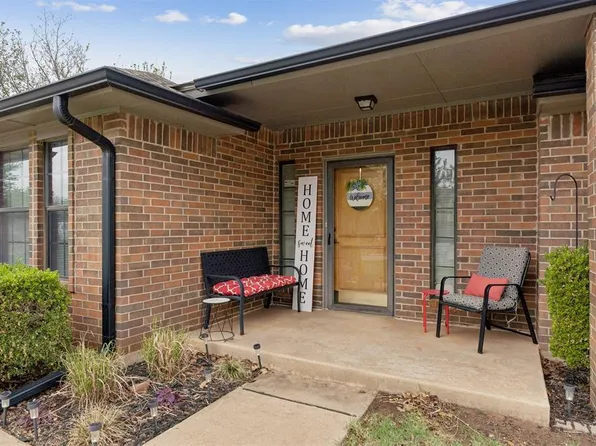 16909 Applebrook Dr, Edmond, OK 73012