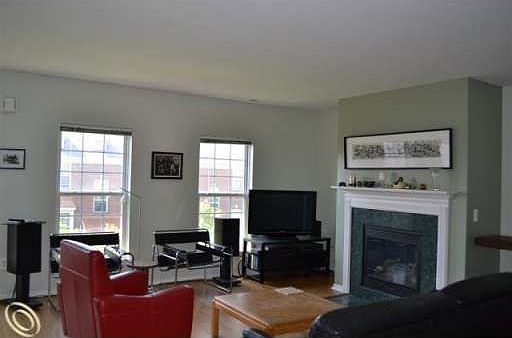 2nd image of 25472 Saint James #1