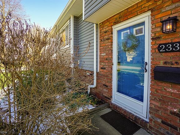 2nd image of 2331 Augustine Dr