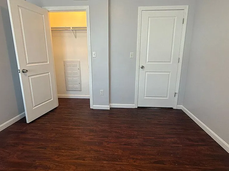 575 Common St #579 — Photo 9