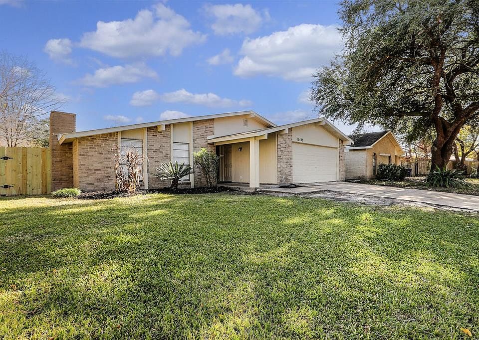 1st image of 15403 Sierra Valle Dr