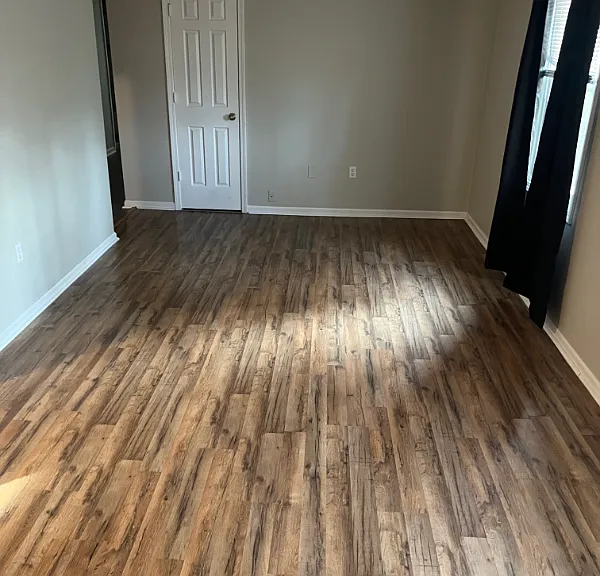 107 Molloy Ct — Photo 4