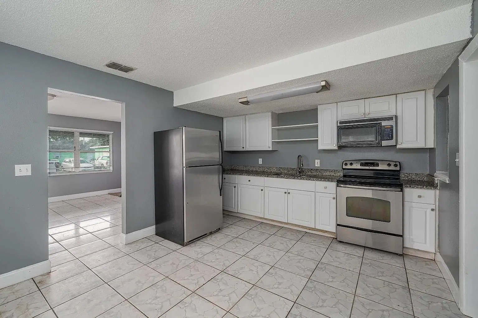 231 Palmetto Avenue Northwest - 229 — Photo 2