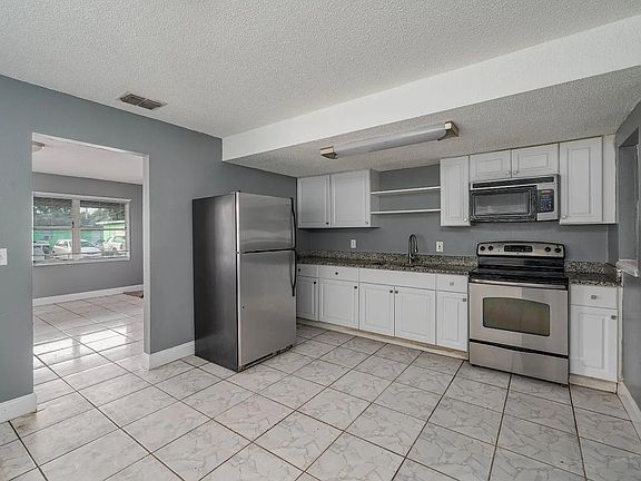 4th image of 231 Palmetto Ave NW #231
