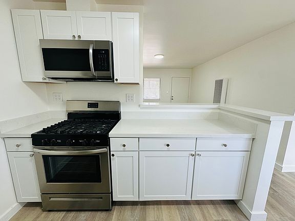 3rd image of 3453 Richland Dr #15