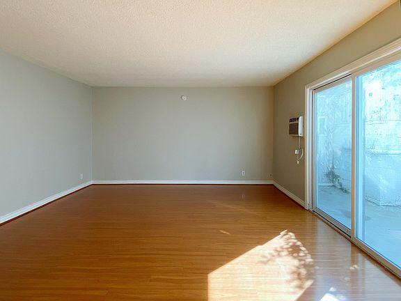 3rd image of 288 S Sierra Madre Blvd #8A