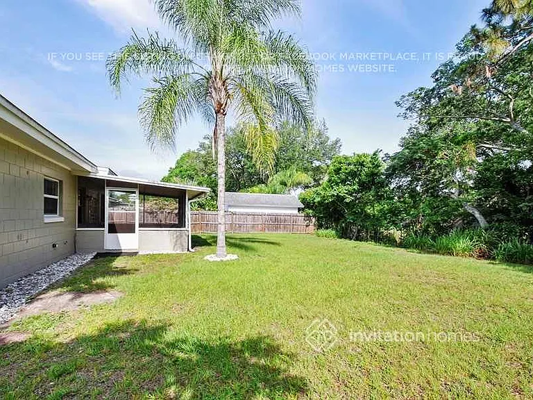 3451 Australian Cir — Photo 17