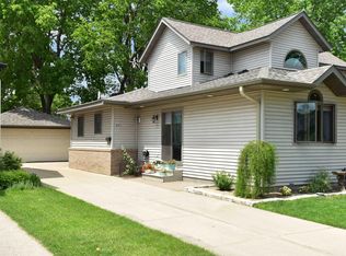 271 Wilson St, Winona, MN 55987