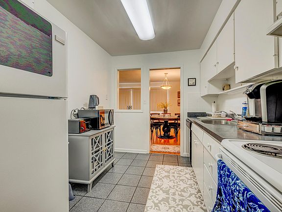 4th image of 3351 Warrensville Center Rd #8631863f0