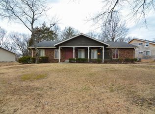 1721 Woodstream Dr, Saint Louis, MO