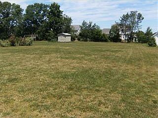 1st image of 231 Halifax Ln