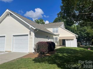 1158 Hammond Dr, Matthews, NC 28104