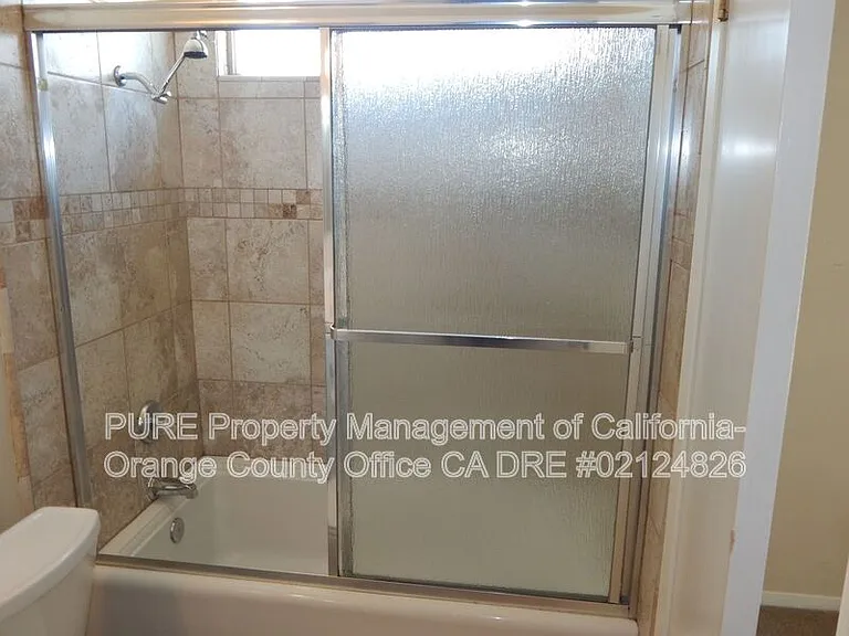 16972 Hoskins Ln #5 — Photo 23