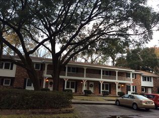 105 Saint Charles Ct, Charleston, SC 29407