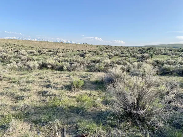 Aurora Dr, Elko, NV 89801