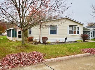 8 Periwinkle Dr #8, Olmsted Township, OH 44138