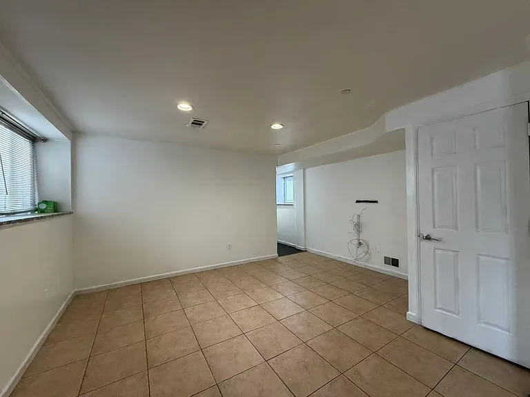 170A Greenleaf Ave #B — Photo 8