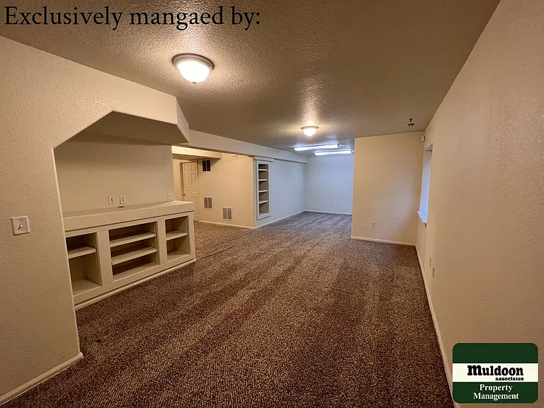 5807 Poudre Way — Photo 21