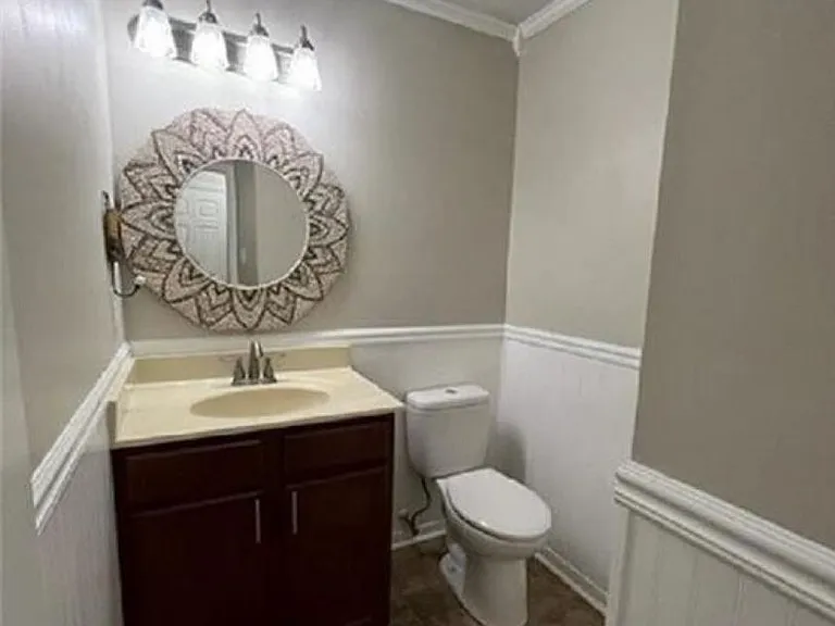 315 Ferdinand Cir — Photo 5