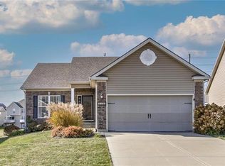 9706 N Stark Ave, Kansas City, MO 64157