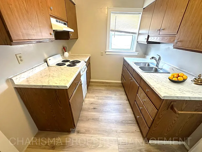 GEPC Properties Plex — Photo 22