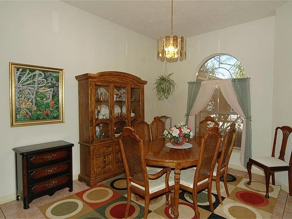 4th image of 4727 Wynnview Dr