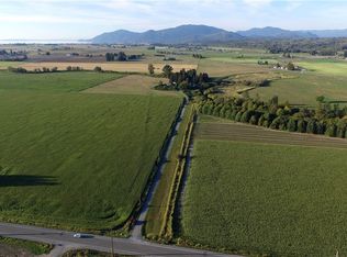 8668 Omdahl Ln, Bow, WA 98232