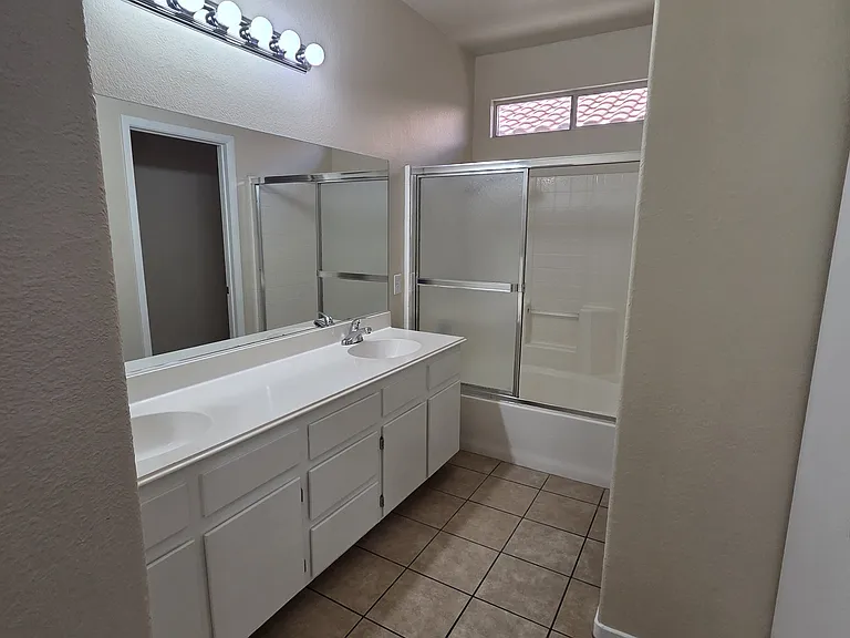 1904 Betsy Ross Dr — Photo 8