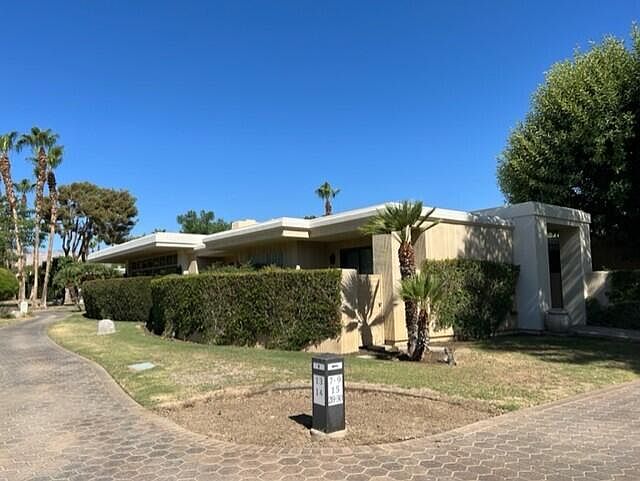 2nd image of 46081 E Eldorado Dr