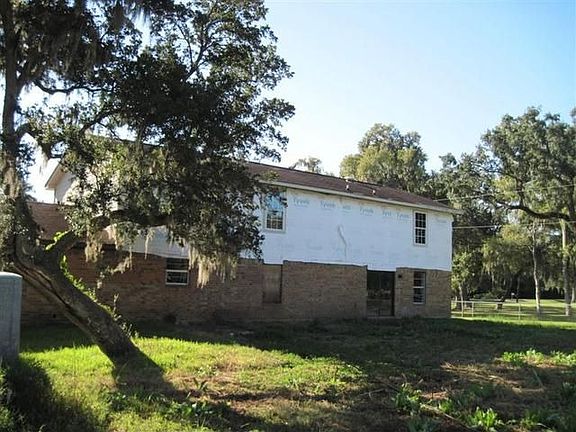 3rd image of 226 County Road 912