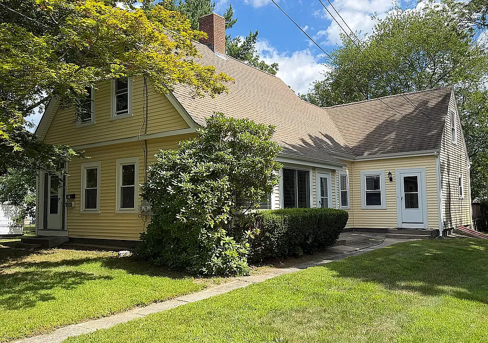 177 Pleasant St #2