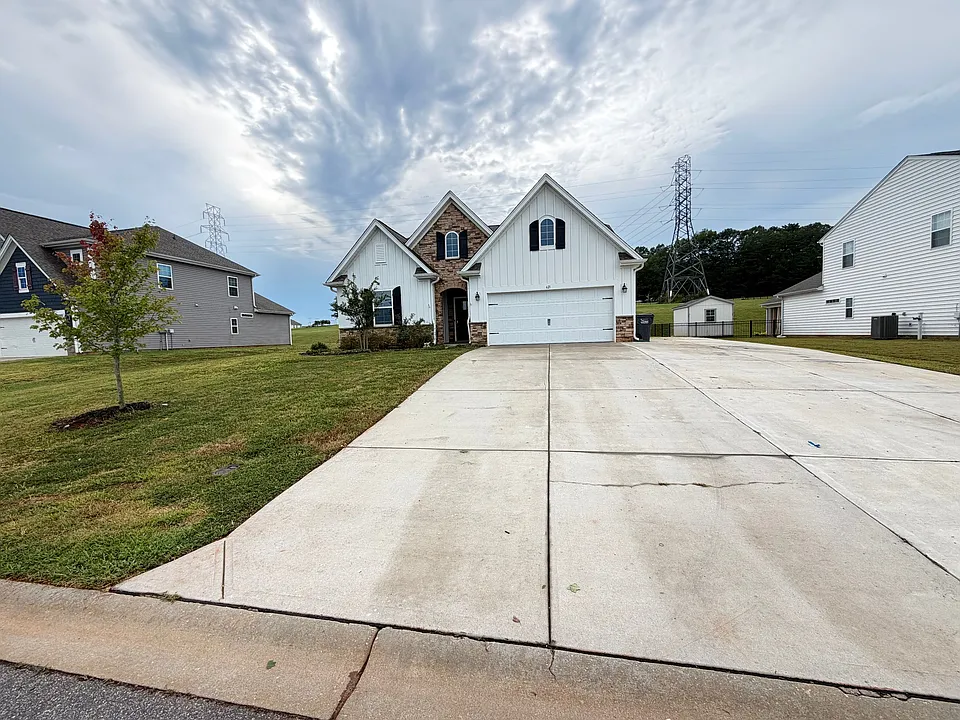 621 Morning Meadows Dr