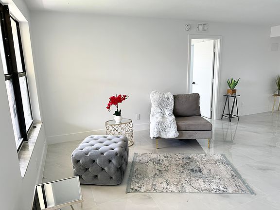 5th image of 10033 Winding Lake Rd APT 204