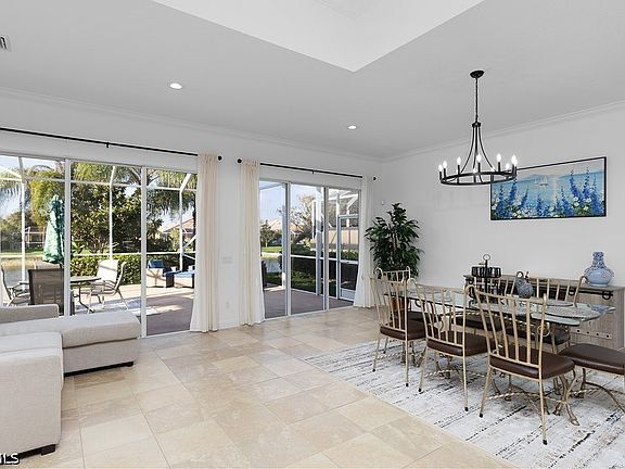 5th image of 7983 Valentina Ct